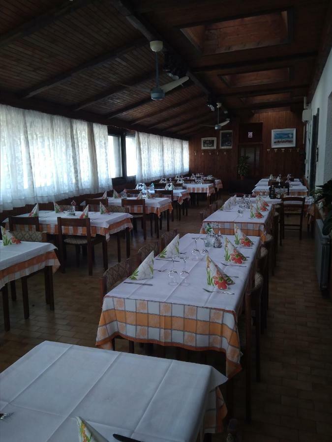 Gostisce Oddih Hotel Solkan Exterior photo
